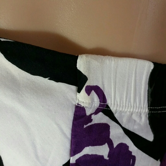 Purple White Black Pleated Strapless Dress pocket - Picture 8 of 9